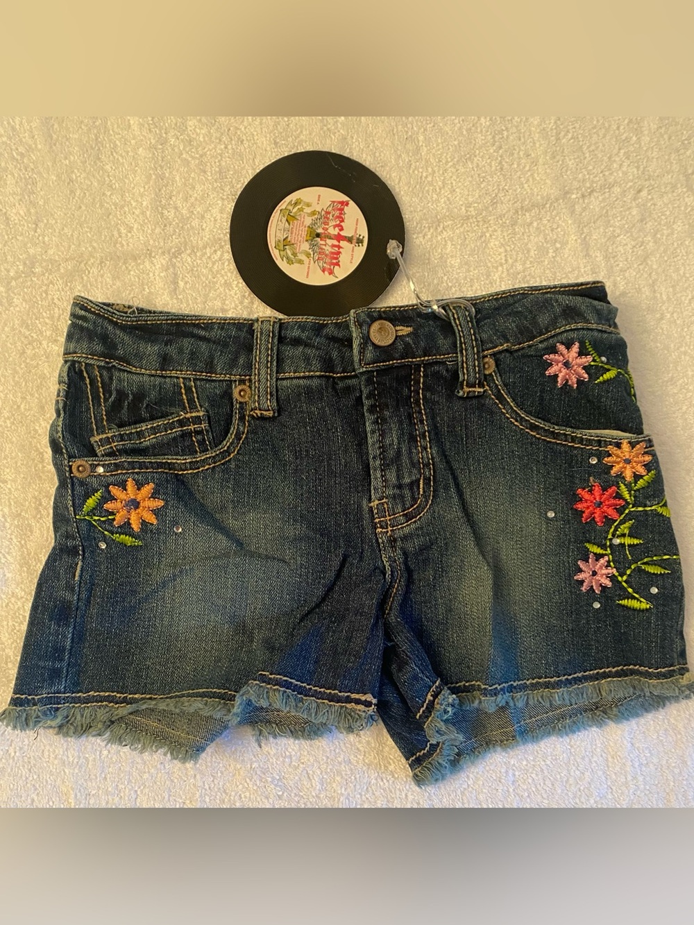 Freestyle Revolution NWT Size 6X Denim Shorts with Pink Orange Floral Embroidery